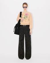 'KENZO Peonies' cargo jeans in japanese denim