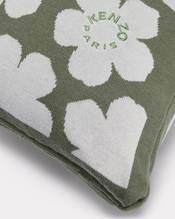 'K Hanadot' knit cushion cover